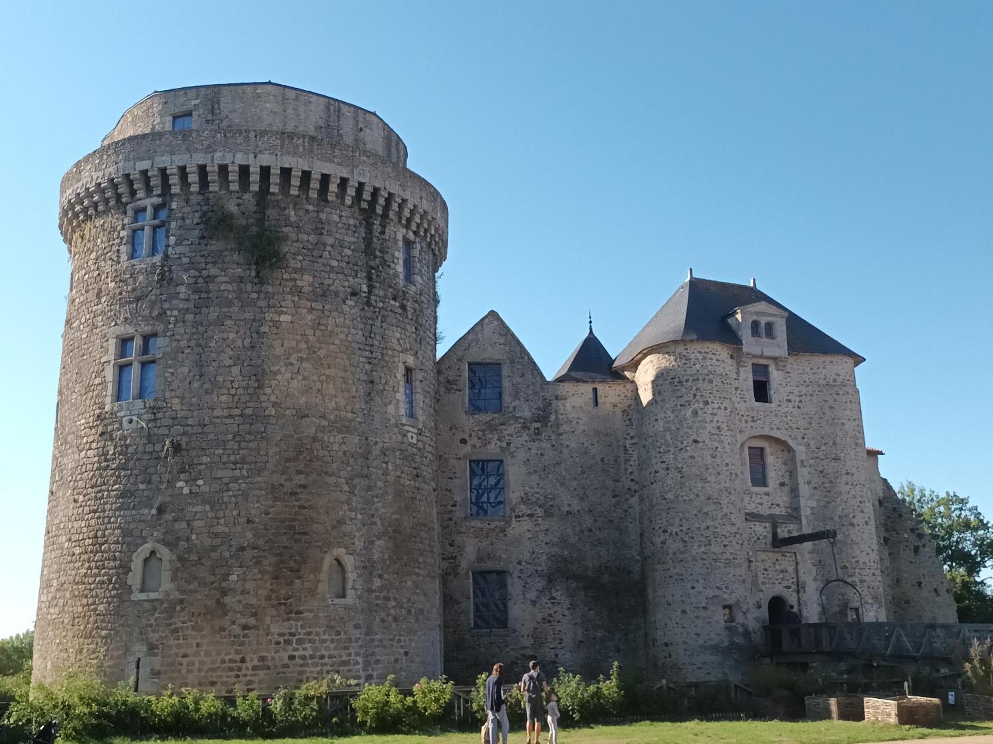 Gite De La Fecleval 6 Personnes Proche Du Puy Dufou Saint-Mesmin  Bagian luar foto